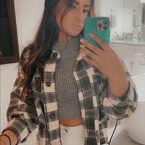 Distressed  crop  flannel